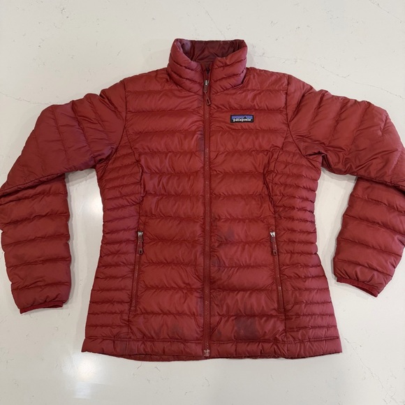 Patagonia Women’s Down Sweater Jacket Potters Red Small - Picture 2 of 12